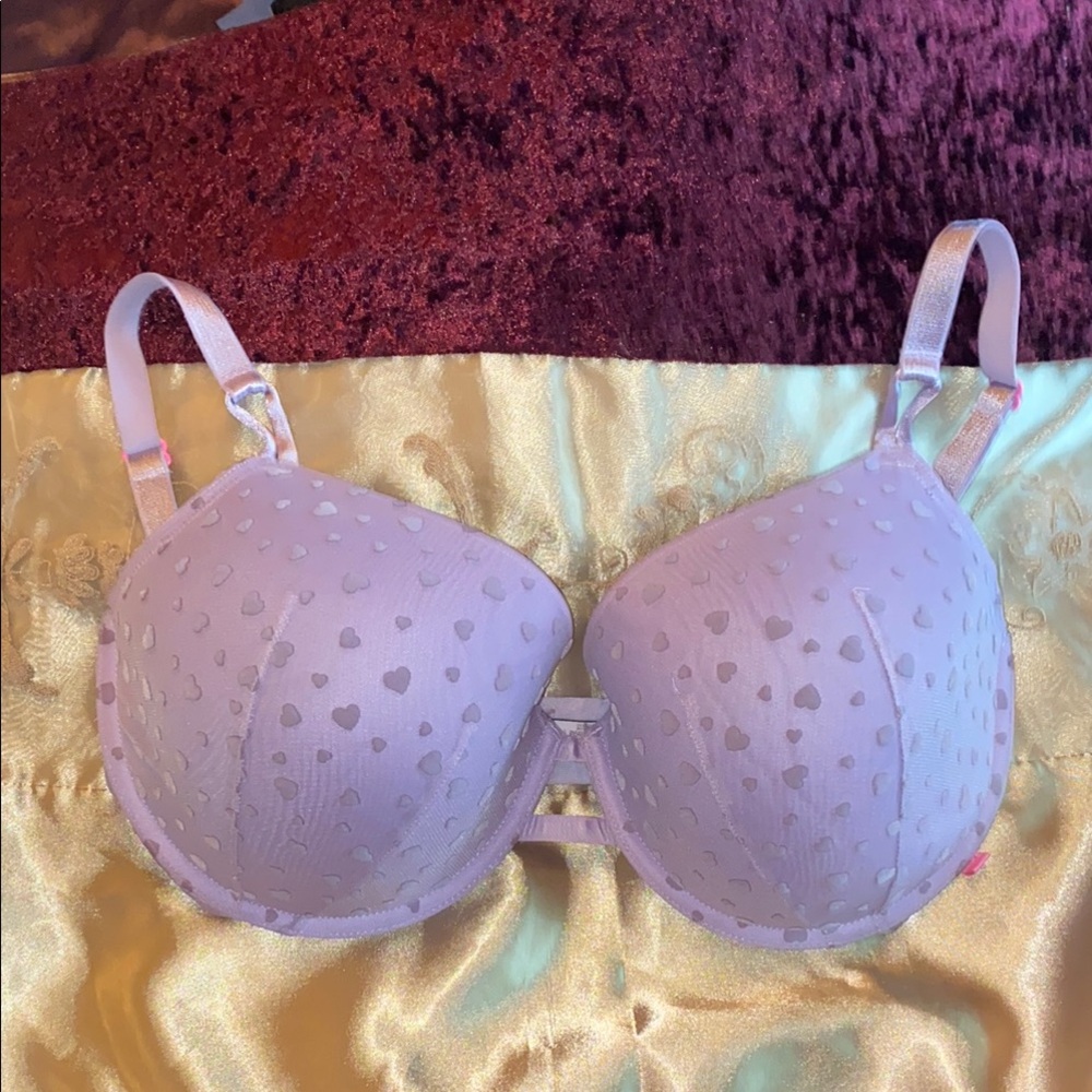 Victoria's Secret Purple Textured Molded Cup Bra